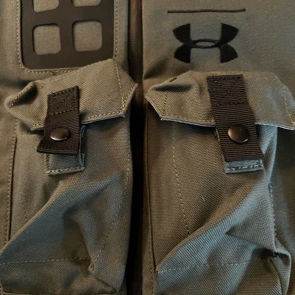 Under Armour X Dwayne Johnson Black and Olive Backpack - Picture 16 of 16